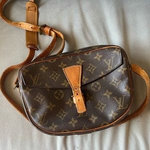Louis Vuitton vintage cross-body bag,